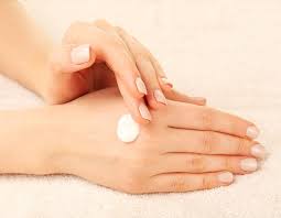 کرم مرطوب کننده دست و بدن ایوب صبری تونجر