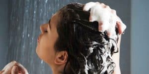 شامپو ضد ریزش بیوکسین حاوی عصاره سیر سیاه