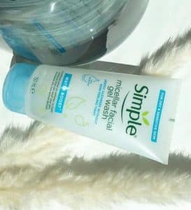 ژل میسلار آبرسان سیمپل Simple مدل Water Boost