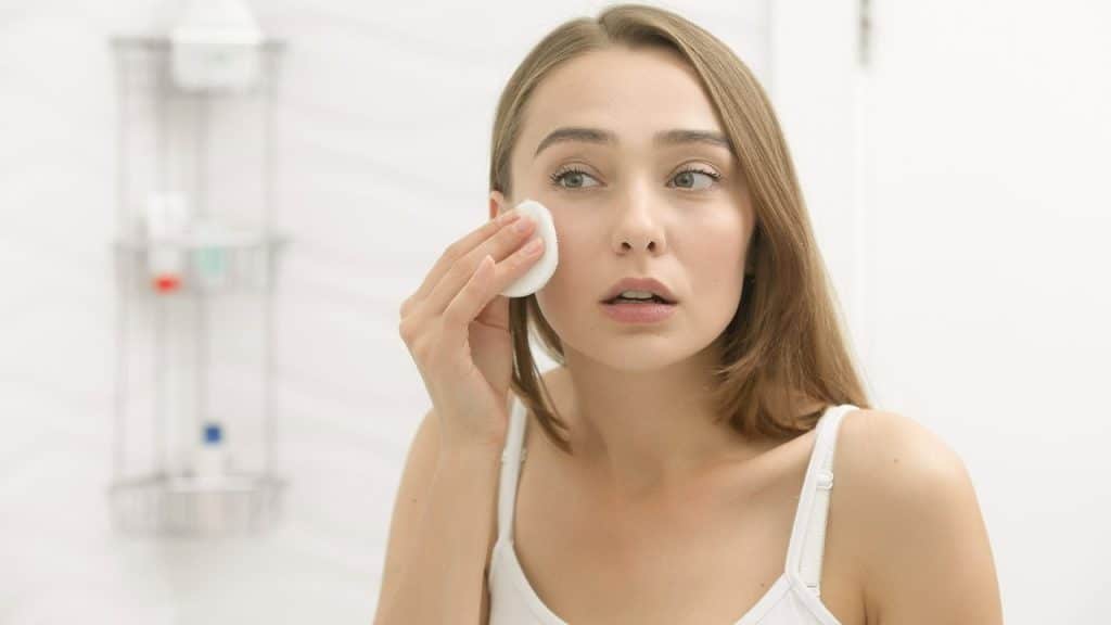 میسلار واتر نیوا NIVEA مدل Hydra Skin Effect حجم 400 ml