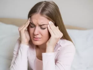 چسب ضد سر درد و میگرن مستر پلاست مدل Migra Cool