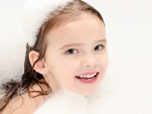 شامپو بچه ناتروفی سر و بدن رایحه سیب و آلوئه ورا