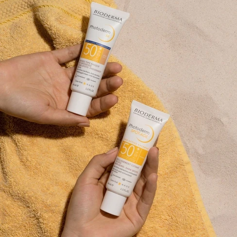 ضد آفتاب ضدلک و جوانساز بایودرما Bioderma مدل Spot-Age و SPF 50